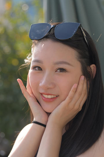 曝iPhone18Pro将配屏下FaceID